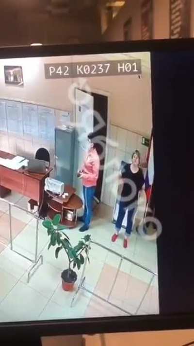 Even flags vote in Russian elections