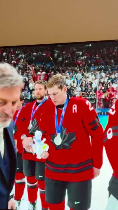 Nathan McKinnon reaction to receiving a stuffy for Gold Medal game loss