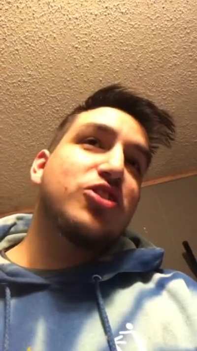“Hooters is now open”