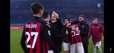 Funny reaction by an Ac Milan commentary after winning in the last minutes.