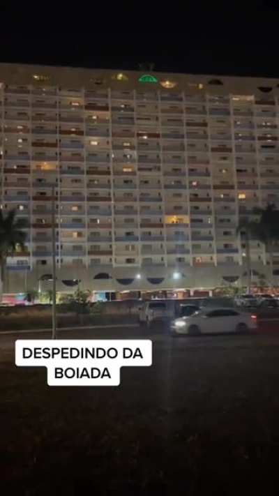 Despedindo-se do gado