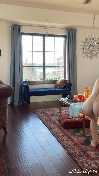 Her husband forbade her from wearing clothes at home 😳💞