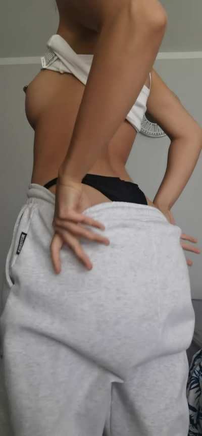 Just me showing my petite butt