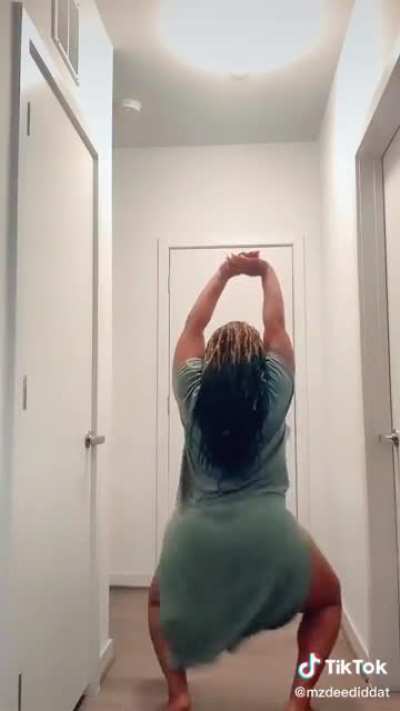 Dee
