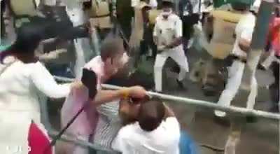 Senior citizens are being beaten mercilessly in today's BJYM 'NabannaChalo' rally in Kolkata