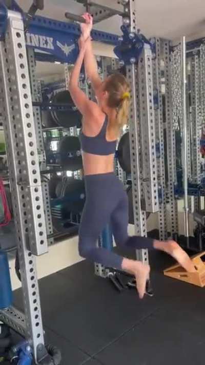 Brie Larson training to prepare for The Marvels