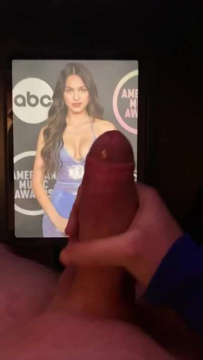 Olivia Rodrigo Cumshot on Tits