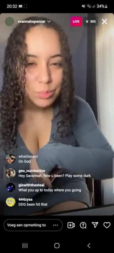 👀