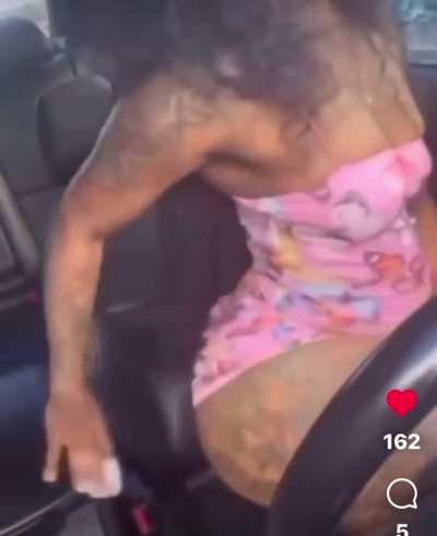 Ima need her @😂😈
