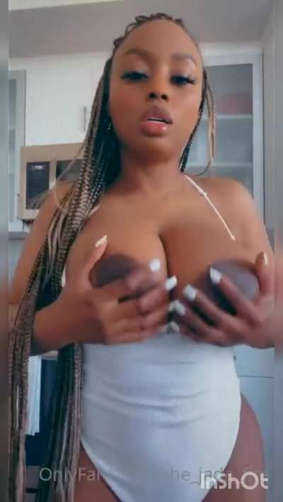 Bodacious Tatas