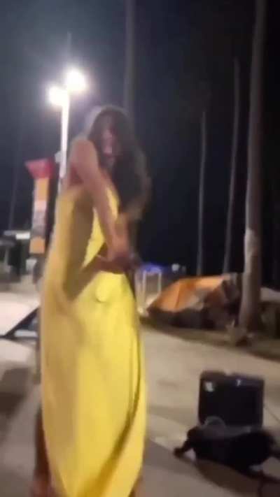 Lady in yellow