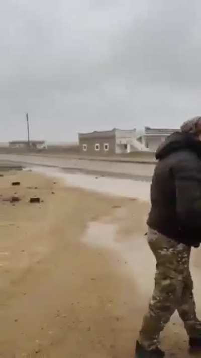 Members of the 82nd division of the Syrian Army were ambushed on the road to Raqqa, resulting in 18 of them being martyred. This footage is from minutes prior.