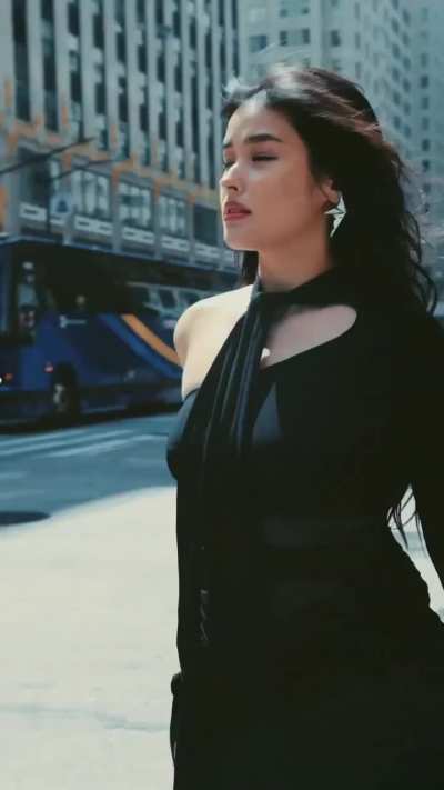 Liza Soberano