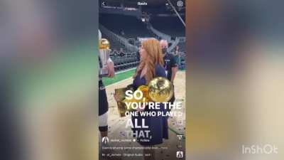 [highlight] Giannis hands the championship trophy to Rachel Nichols: “I want you to be part of this”