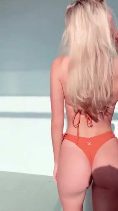 Orange Love