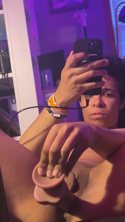 reposting bc i regret deleting it, do i have fuck-me eyes? 