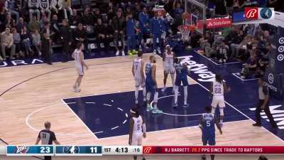 [Highlight] Jaden Mcdaniels is one of the few bright spots for the wolves in the first quarter with two threes and an and-1 working out of the corner kick-outs.