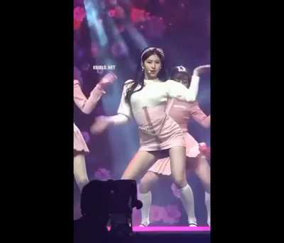 2020 Asia Artist Awards 'Sana'