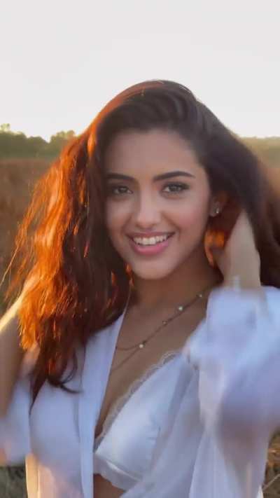 Malvika Sharma (@mal<wbr>vikas<wbr>harma<wbr>offic<wbr>ial)