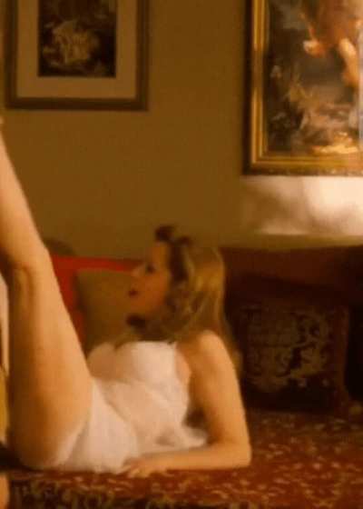 My young cock wants to be inside Jenna Fischer so bad