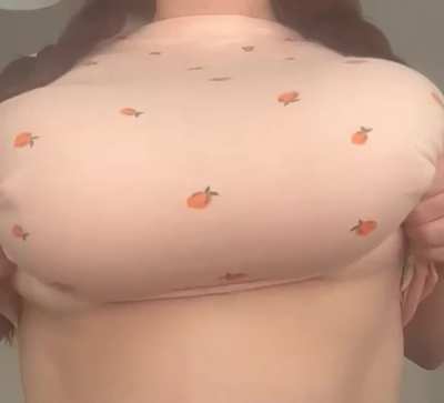 Just Peachy 🍑 [OC]