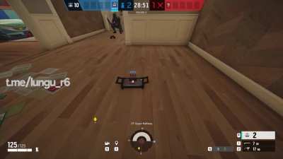 Leaked gameplay of new operator (credit to @lungu_r6)