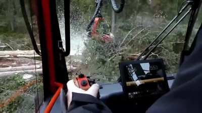 This is a Komatsu harvester 931.1