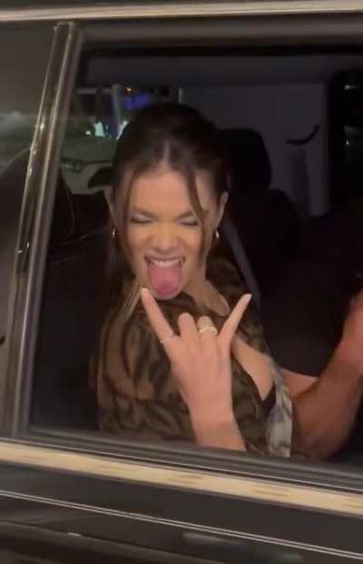 🤘🏻😝
