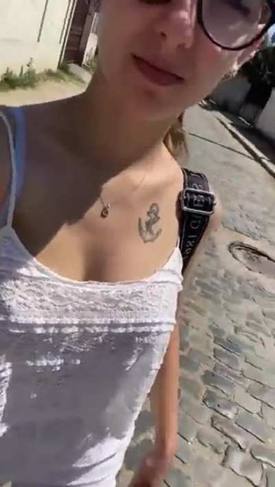 Hot & walk