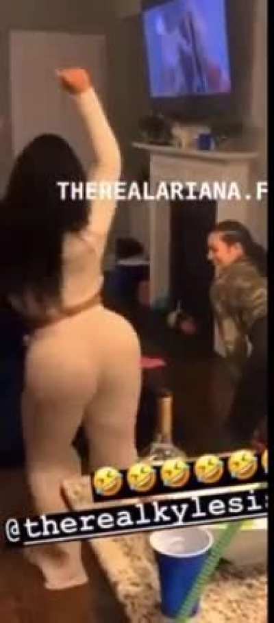 😩