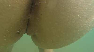 I was dared to swim naked [GIF]