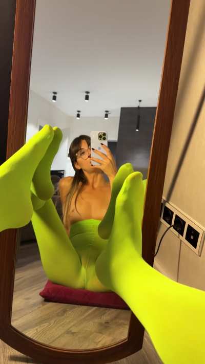 What do you think anbout bright colors without panties