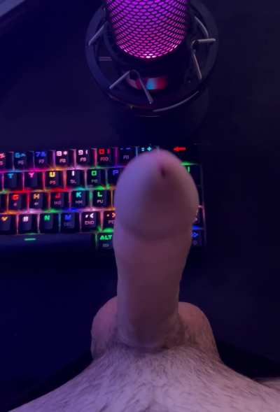 [USA] (NV) #Vegas 20 +online ~ I just want Femboy gaming friends