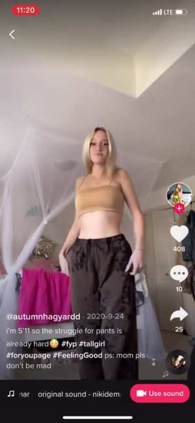 10/10 super low and sexy hips