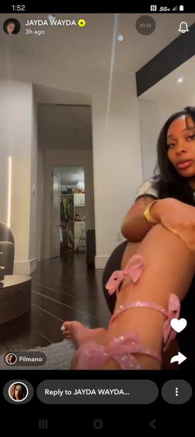 Feet lovers