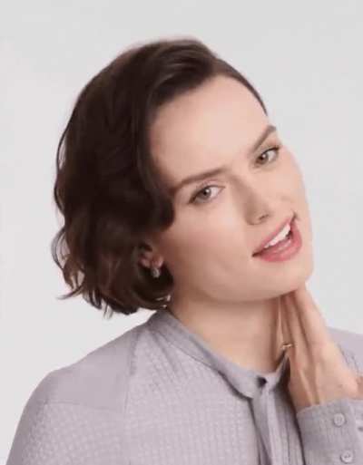 Would make such a mess of Daisy Ridley's face