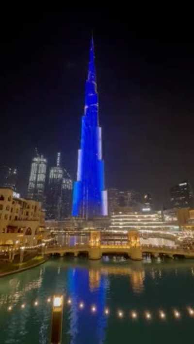 For those who wanted a playstation ad on the burj