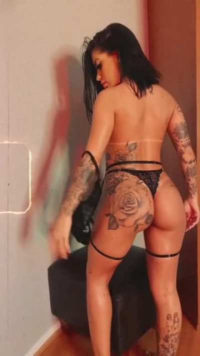 MC Mirella