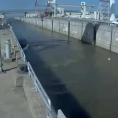 Upside down boat