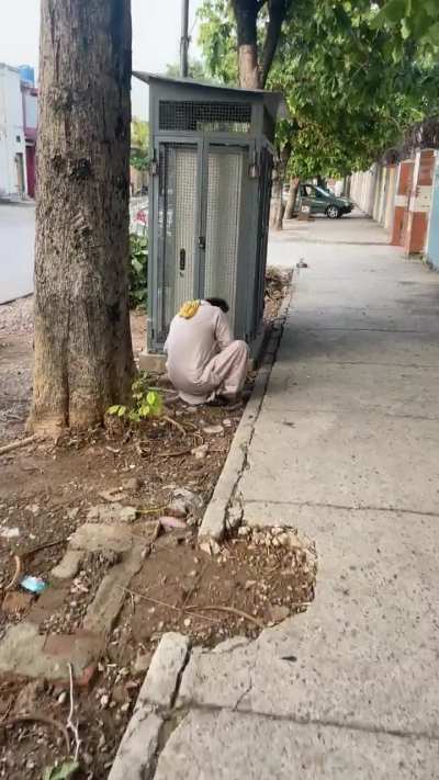 Low iq person in Islamabad 