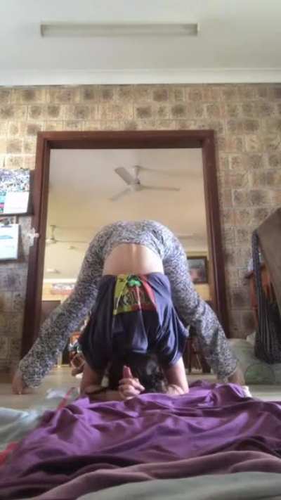 that’s a phat fuckin ass @lucyyycarman