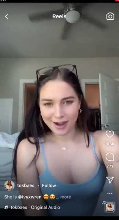 Who is she?😍