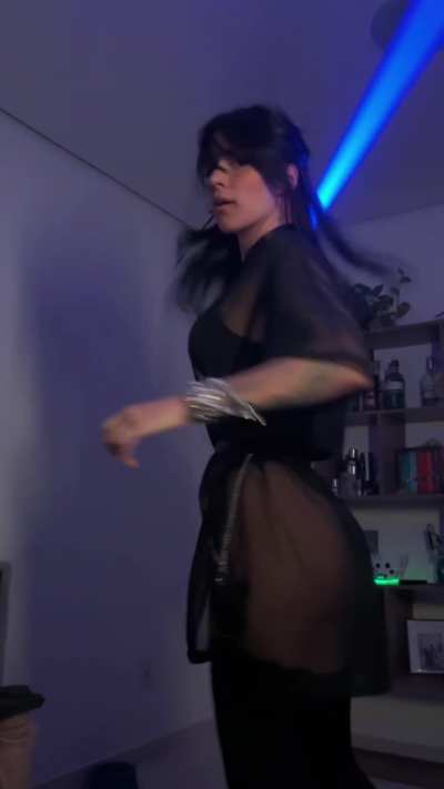 She’s got moves!