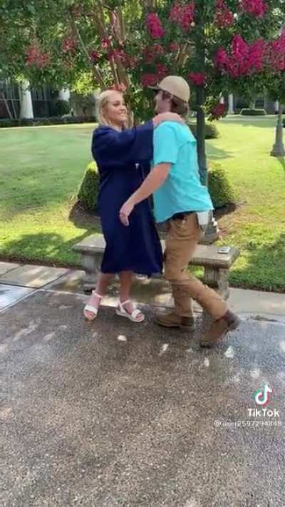 What a lovely couple
