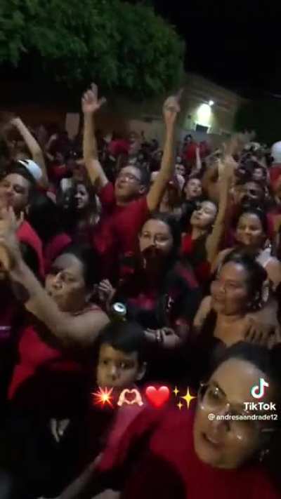 O homi disparou! No nordeste do cangaço, fascista não põe medo nas ruas.