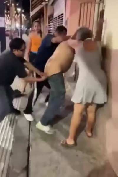 This is fight<wbr>porn.<wbr>..isn<wbr>’t it?