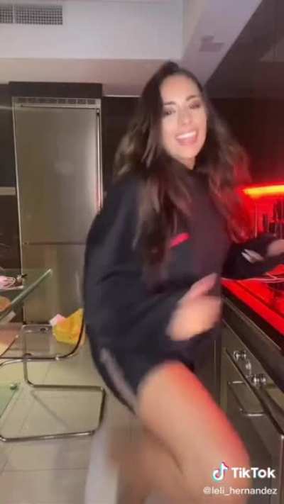 And she's twerk