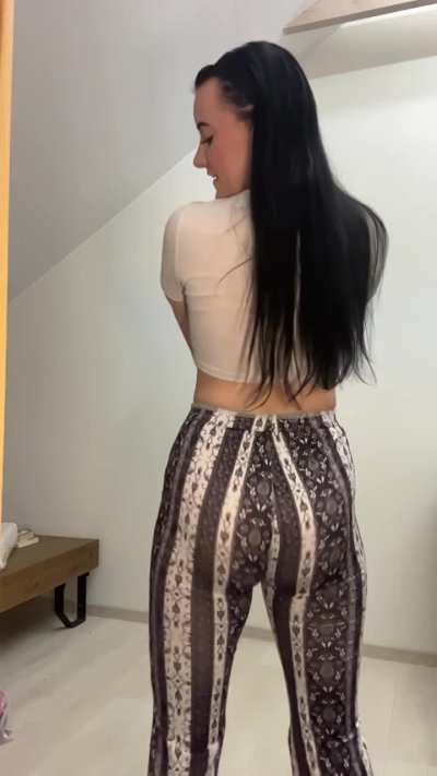 Slow motion ass