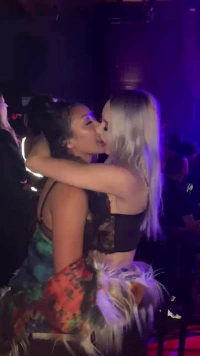 that boob suck tho