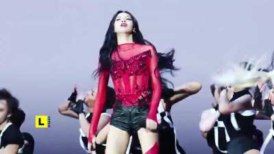 Lisa performing 